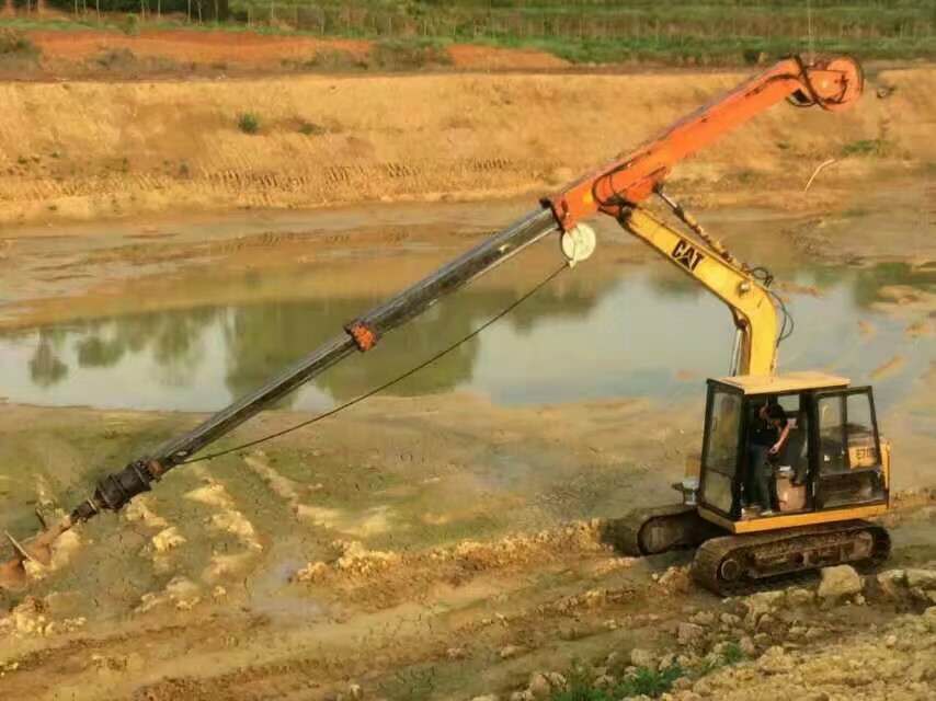 長臂挖掘機(jī)廠家、挖機(jī)加長臂廠家、加長臂挖機(jī)